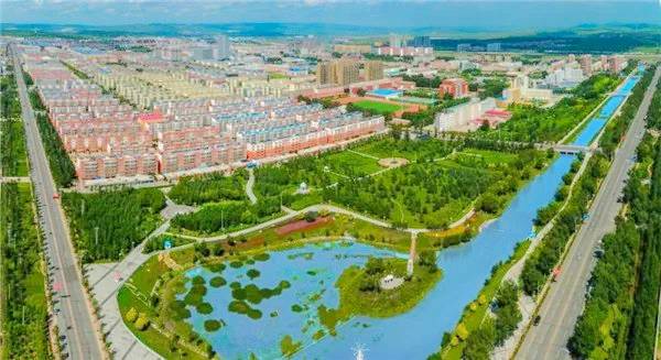 霍林郭勒市街景