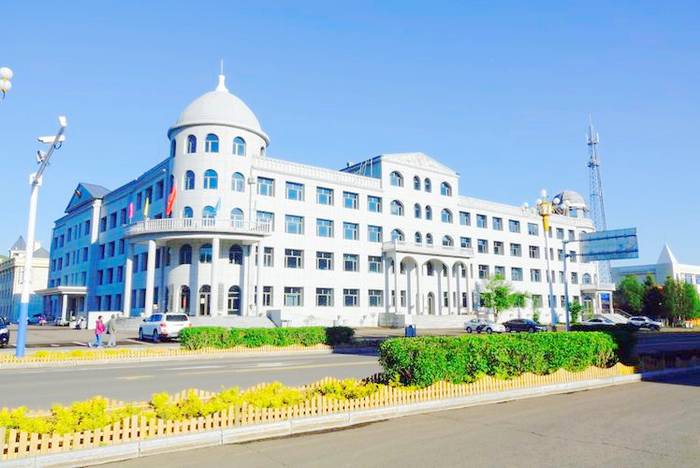 阿尔山市政府