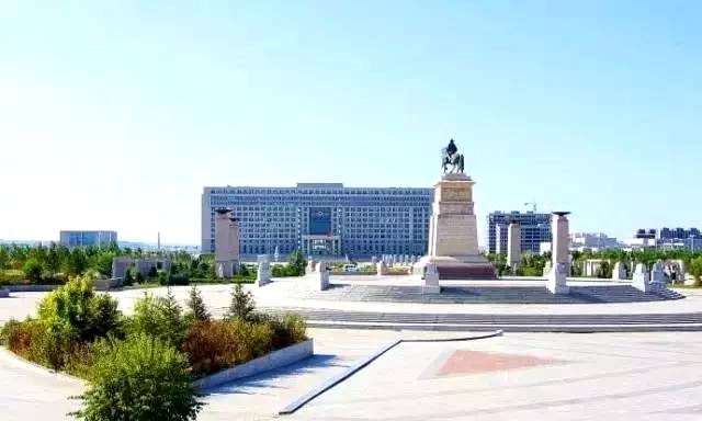 锡林浩特市锡林广场