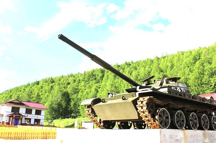 布苏里北疆军事文化旅游区