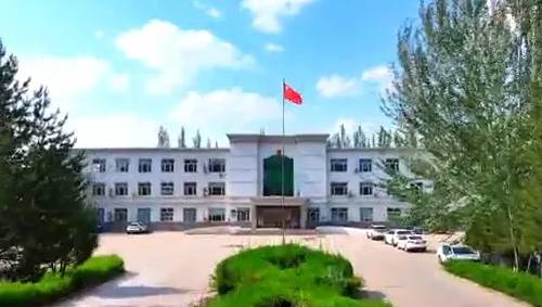 乌兰淖尔镇政府