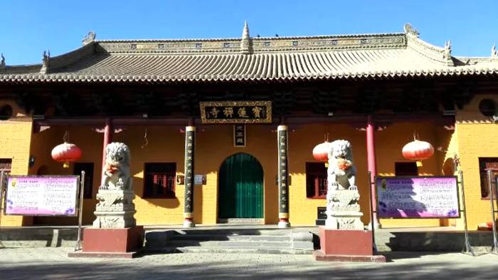 杭锦后旗宝莲寺 杭锦后旗宝莲寺