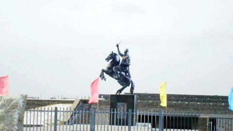 舍必崖乡拓拨珪像