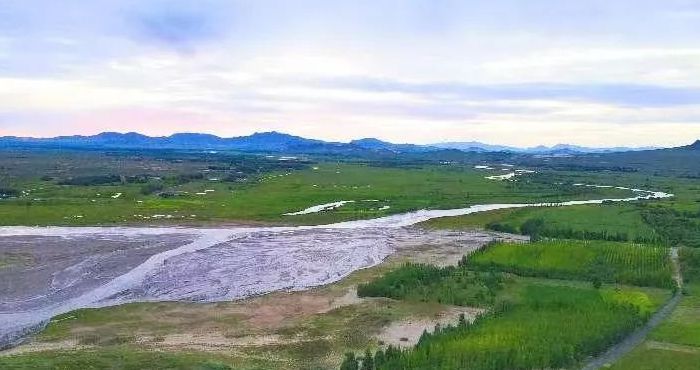 查干诺尔镇查干沐沦河