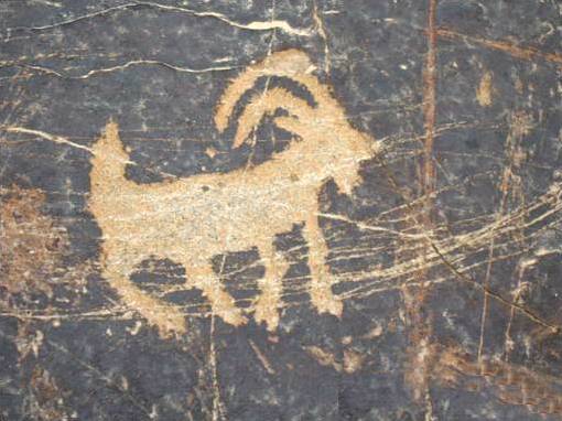 百岔川岩画-鹿王图