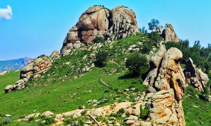 大青山岩臼景区