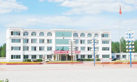 札萨克镇政府广场