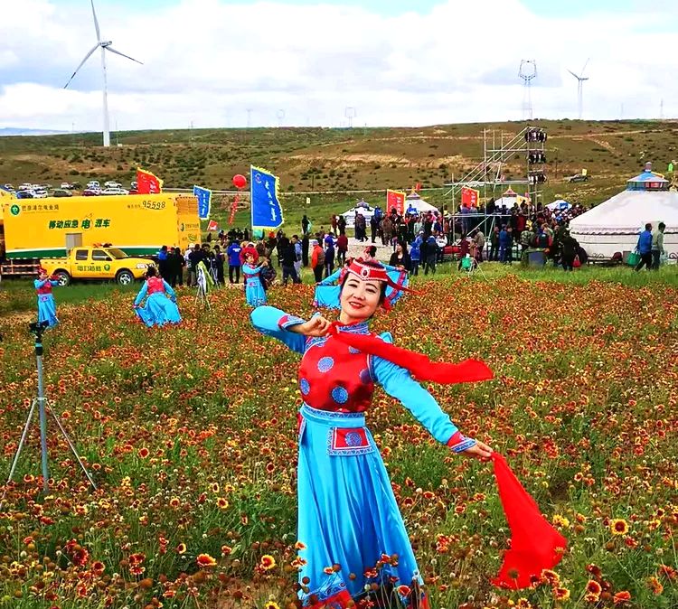沙德格苏木首届草原文化旅游节 沙德格苏木首届草原文化旅游节