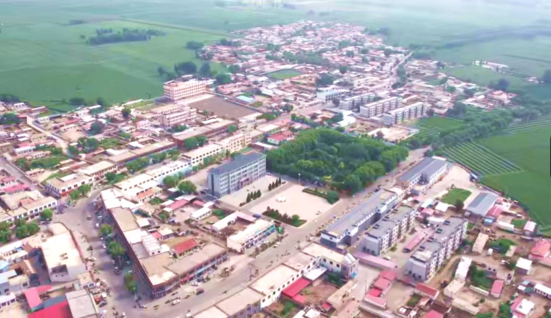 苏独仑镇全景 苏独仑镇全景