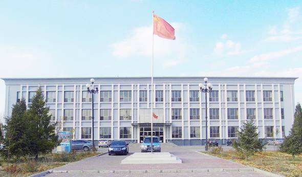 王爱召镇政府广场