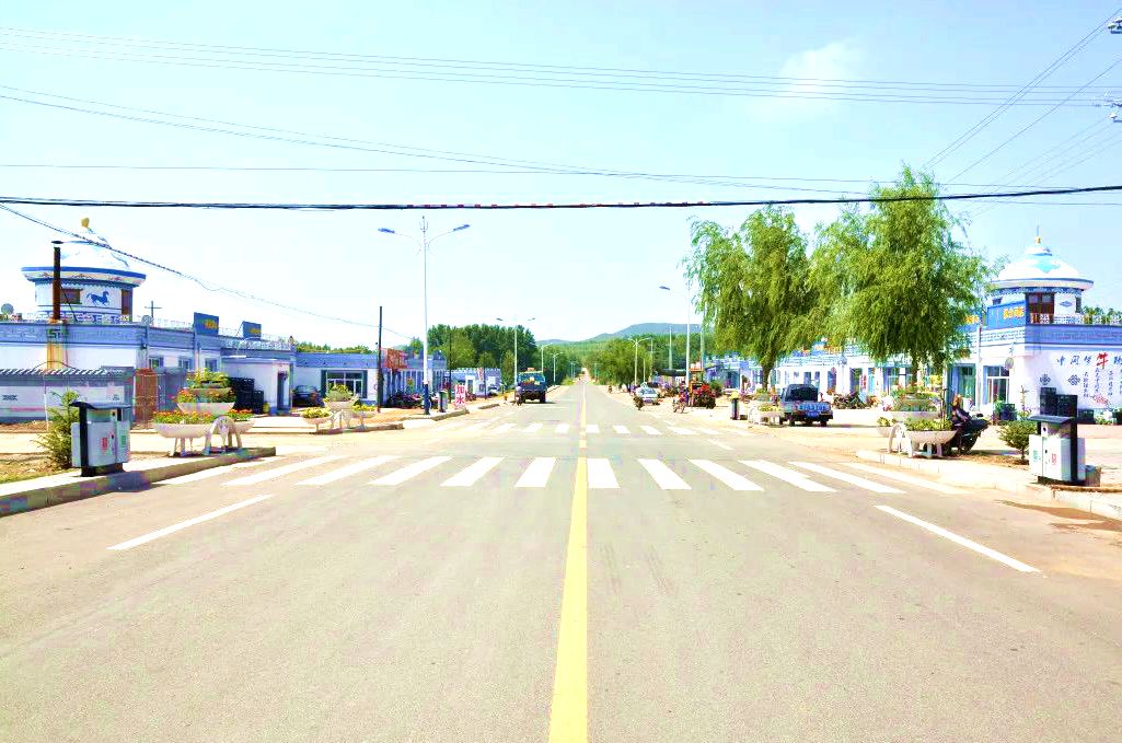 永安镇哈拉沁村