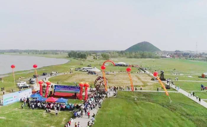 阿古拉镇“双合尔·楚古兰”节