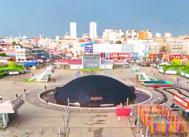 甘旗卡镇人民广场