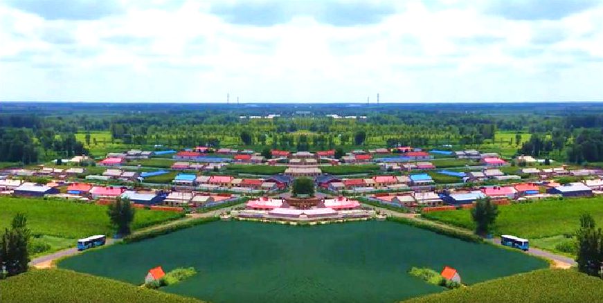 义和塔拉镇全景 义和塔拉镇全景