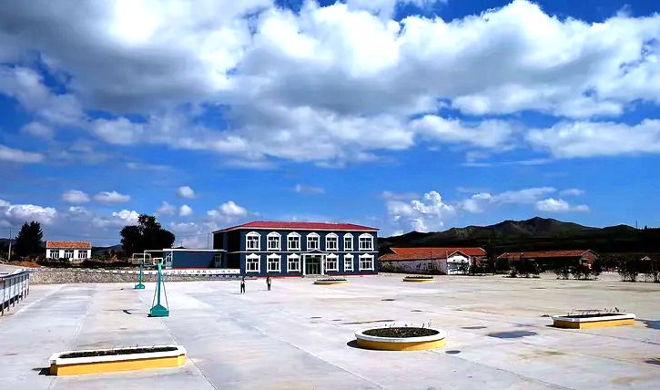 新城子镇政府广场