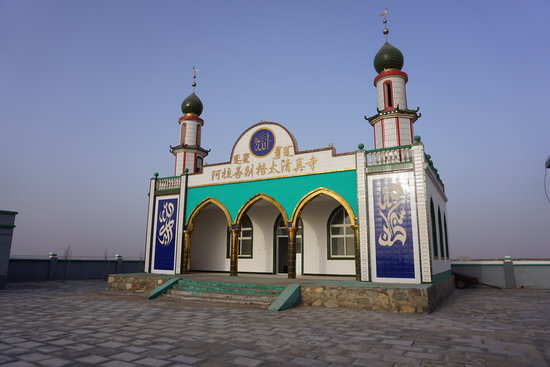 阿左旗别格太清真寺