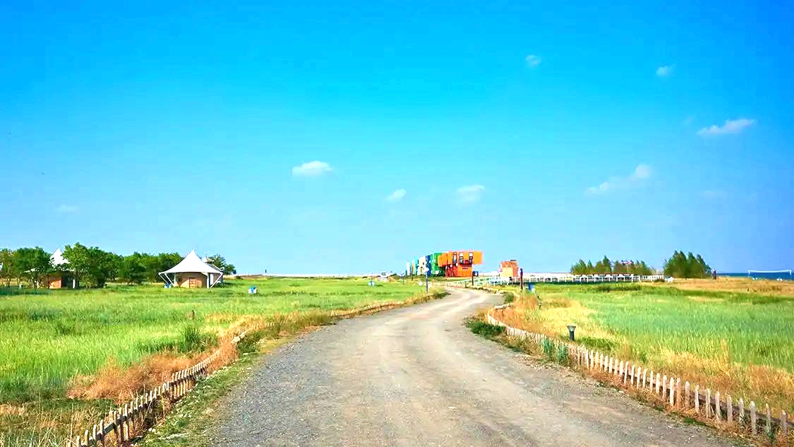 贝尔湖银海岸旅游景区主路 贝尔湖银海岸旅游景区主路