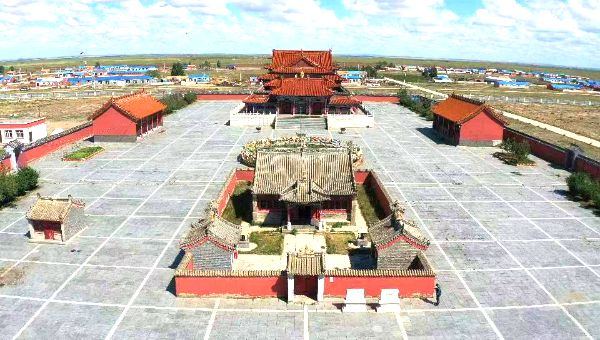 达西朋斯格庙 达西朋斯格庙