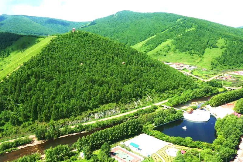 塔尔气镇玉溪公园